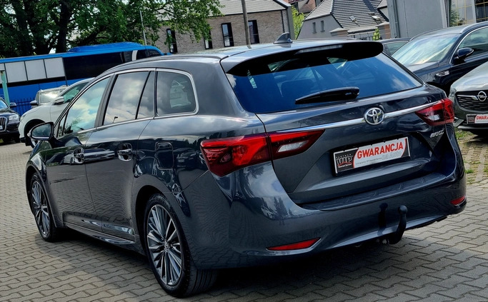 Toyota Avensis cena 63900 przebieg: 133000, rok produkcji 2017 z Kobyłka małe 277